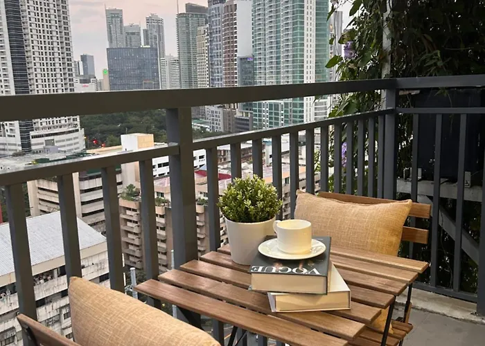 Apartment The Makati At Red Residences, Premium Studio, View, Makati Cbd, Wi-fi