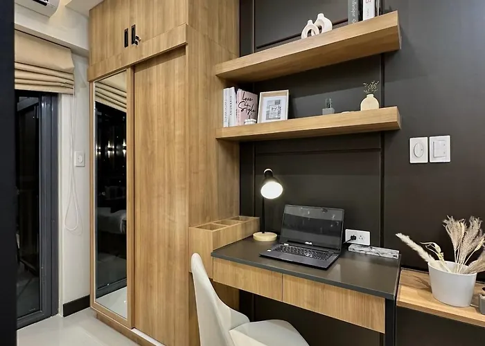 Apartment The Makati At Red Residences, Premium Studio, View, Makati Cbd, Wi-fi *